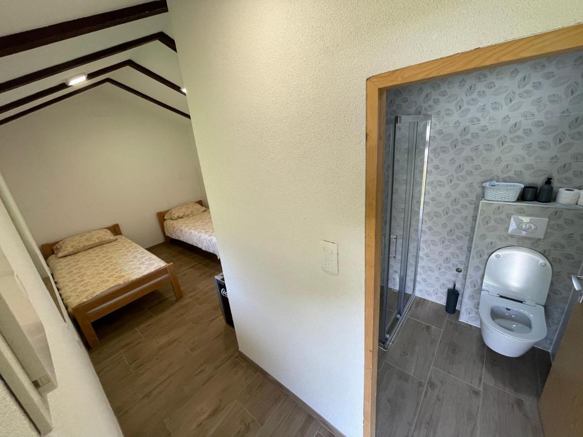 Hotel Auto Kamp Lav Kulen Vakuf Esterno foto